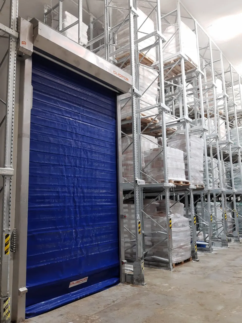 Erros comuns na hora de instalar uma porta industrial e como evitá-los