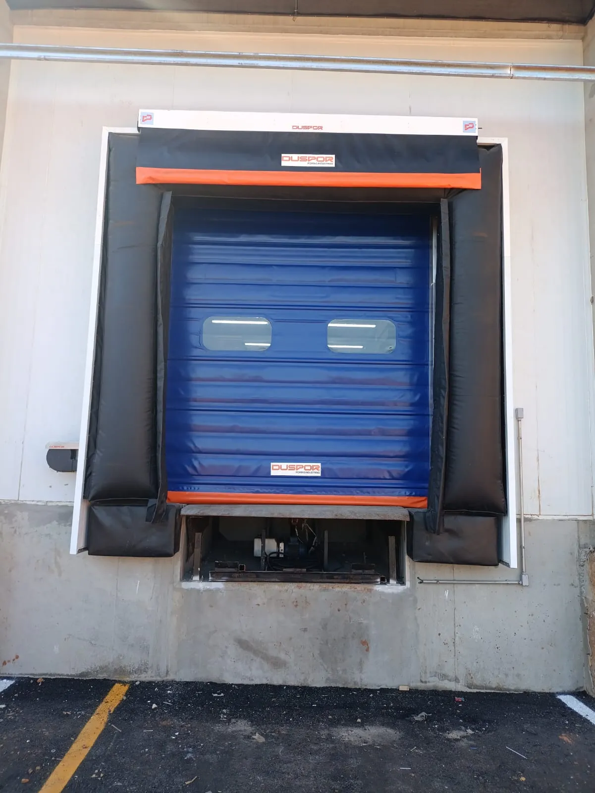 Cortina Retrátil Para Portal de Selamento